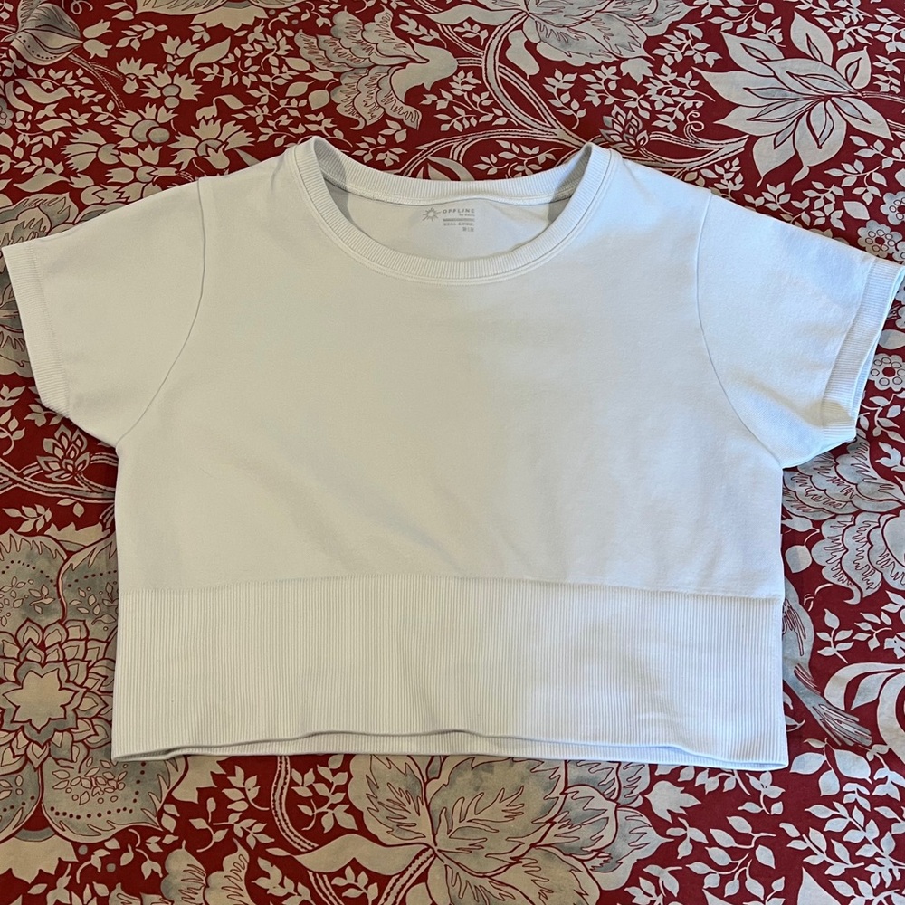 Offline by Aerie Cropped Seamless shirt
